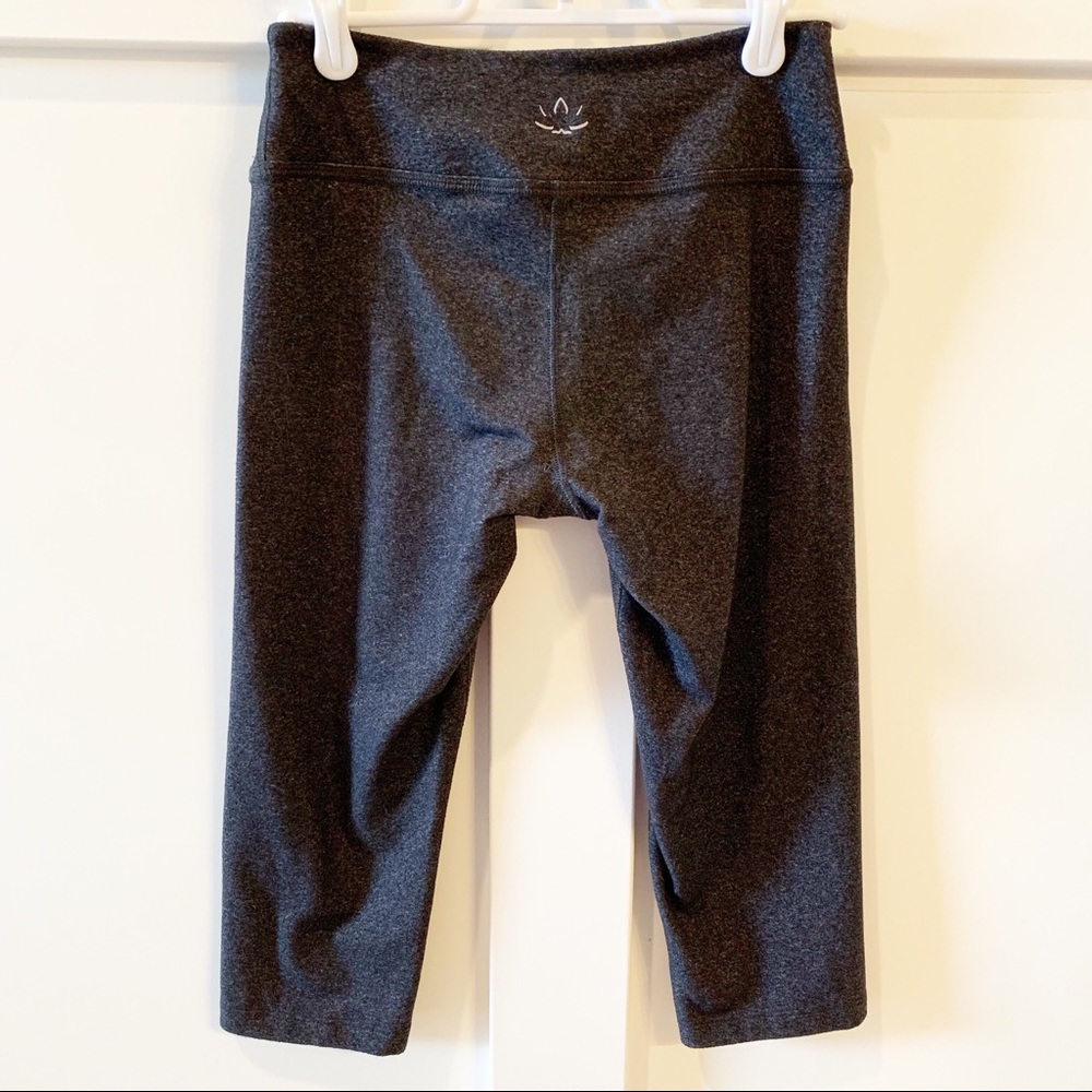 Beyond Yoga | Heather Essential Capri Leggings S